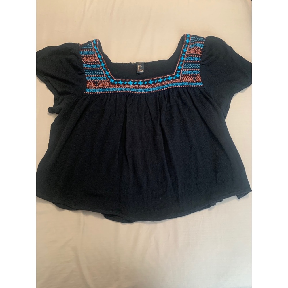 Loose-fit Crop Top